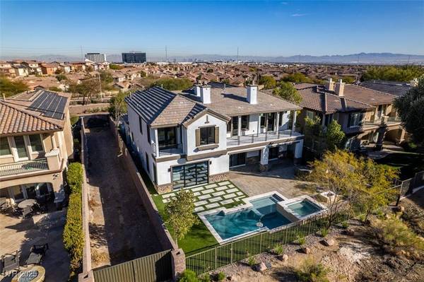 2215 Alcova Ridge DR, Las Vegas, NV 89135