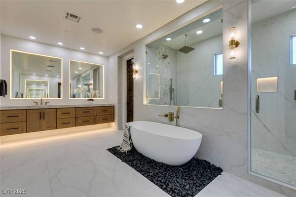 2215 Alcova Ridge DR, Las Vegas, NV 89135