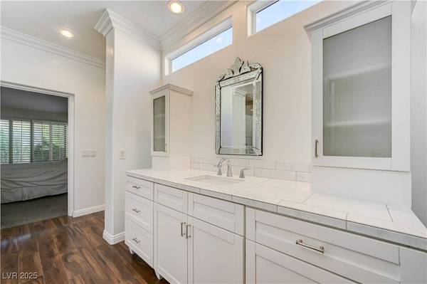 2505 Palmridge DR, Las Vegas, NV 89134