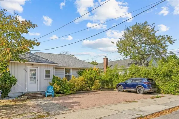 233 Beach 148th ST, Oueens, NY 11694