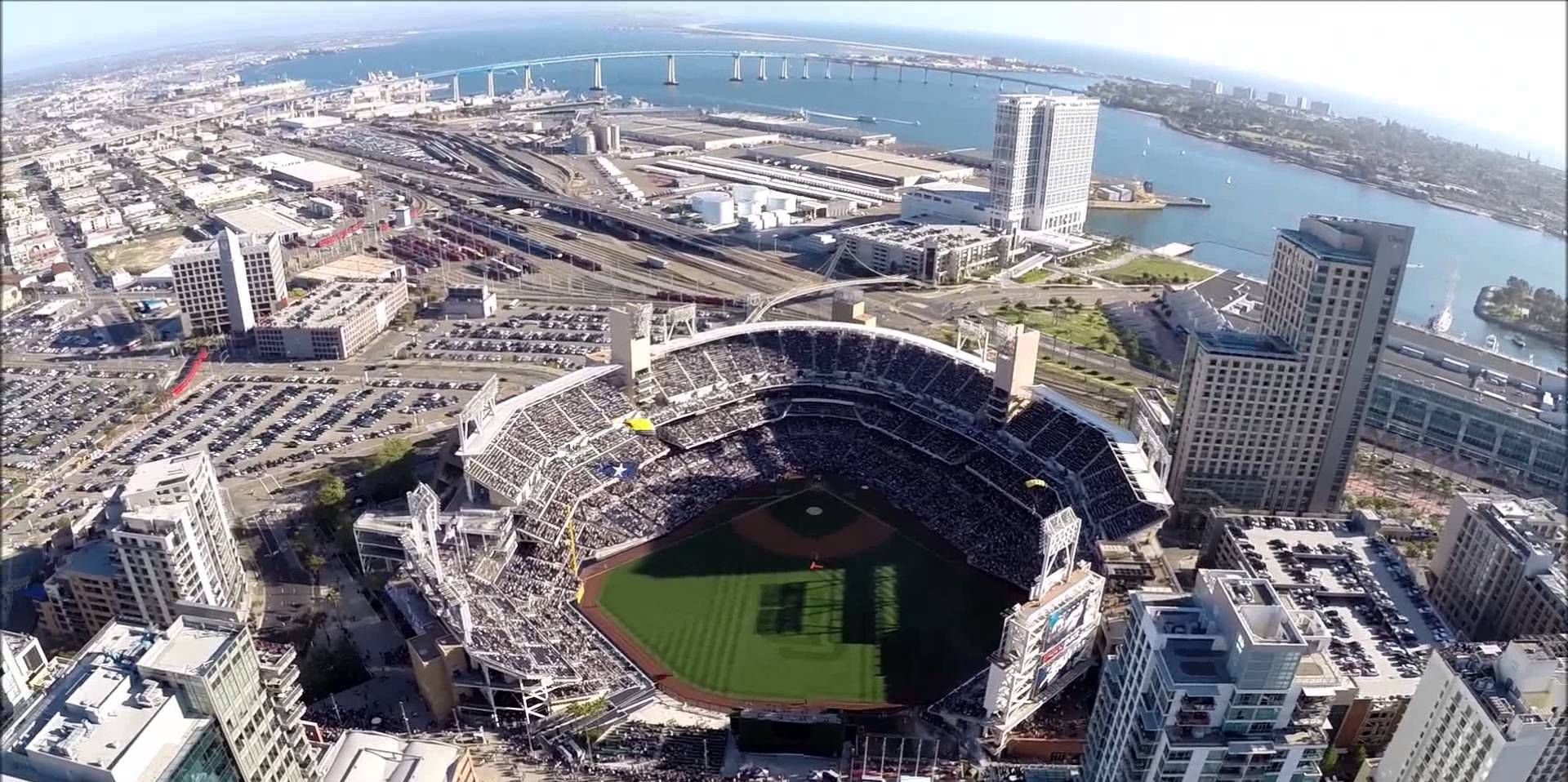 East_Village-San-Diego-Petco-Padres-Damon-Cuccia