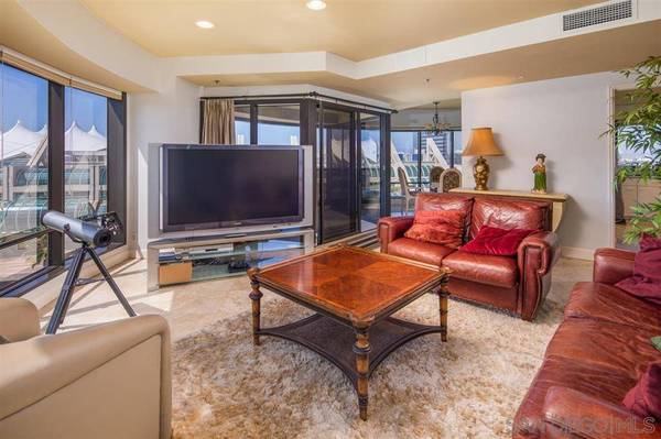 200 Harbor Dr #802, San Diego, CA 92101