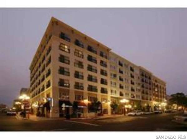 445 Island Ave #312, San Diego, CA 92101