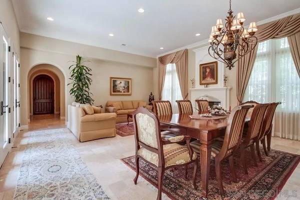 15609 Hayden Lake Place, San Diego, CA 92127