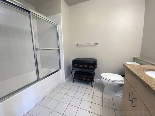 445 Island #312, San Diego, CA 92101
