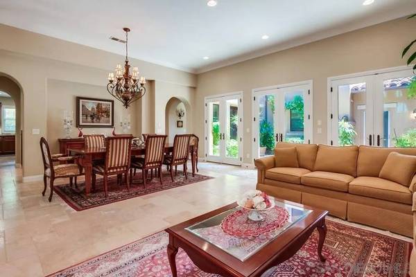 15609 Hayden Lake Place, San Diego, CA 92127