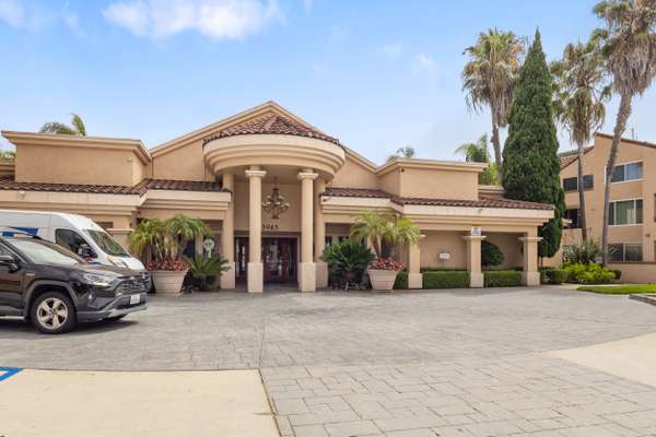 San Diego, CA 92122-5717,3929 Nobel Dr #92