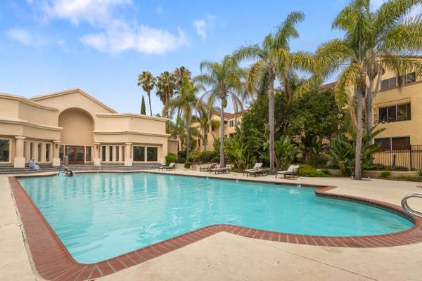 San Diego, CA 92122-5717,3929 Nobel Dr #92