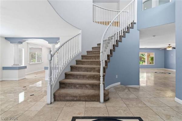 6611 Ironbound Bay AVE, Las Vegas, NV 89139