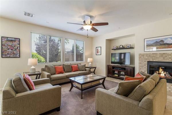 1080 Robin Leaf CT, Las Vegas, NV 89138