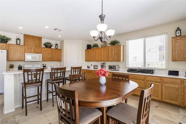 1080 Robin Leaf CT, Las Vegas, NV 89138
