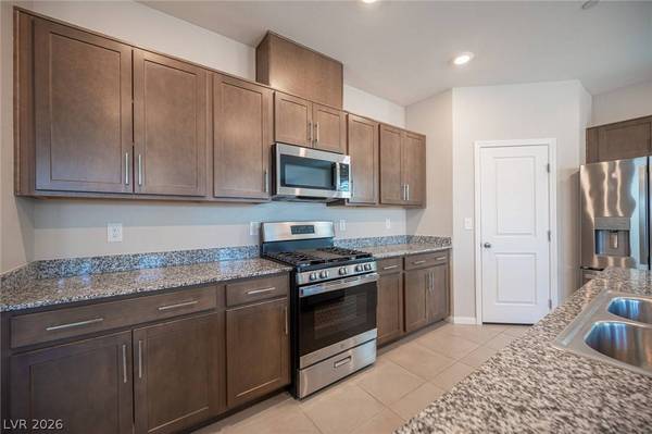 10848 Power Hike AVE, Las Vegas, NV 89166