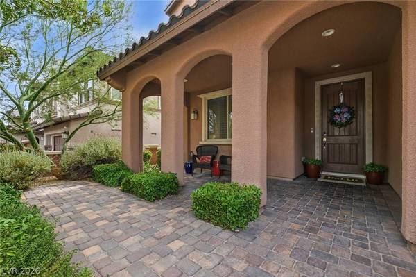 743 Middle Beach ST, Las Vegas, NV 89138