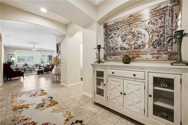 6217 Starflare ST, Las Vegas, NV 89148