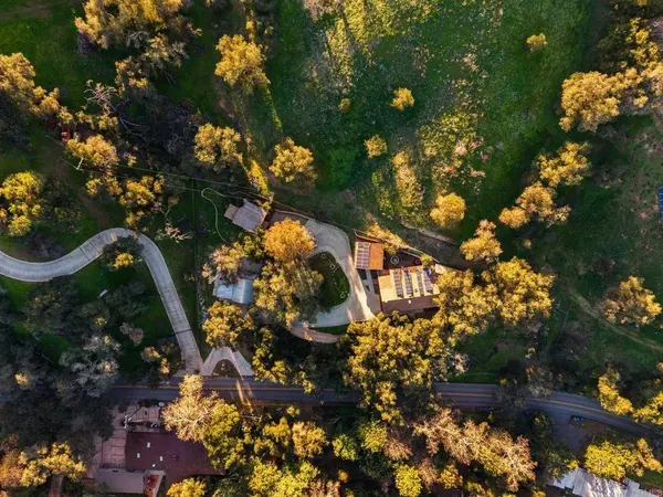 901 S Live Oak Park RD, Fallbrook, CA 92028