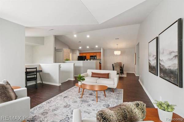 4122 HAMPTON RIDGE Boulevard, Genoa Twp, MI 48843