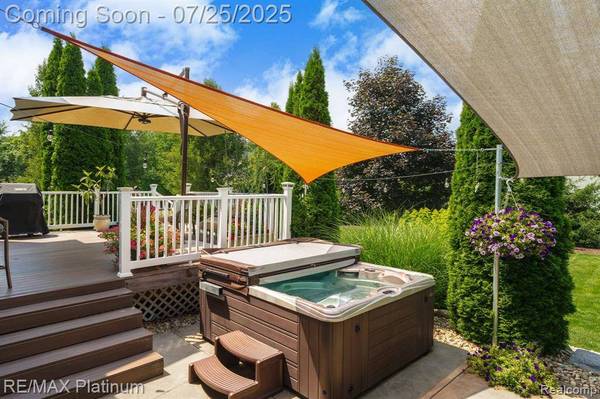 268 Crystal Court, Marion Twp, MI 48843