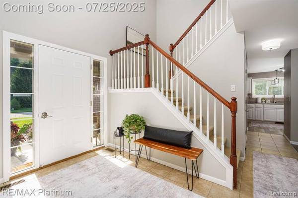 268 Crystal Court, Marion Twp, MI 48843