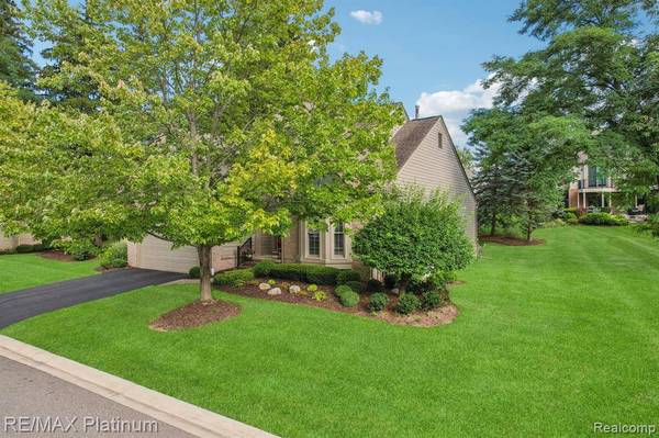4663 Huntington Drive, Genoa Twp, MI 48116