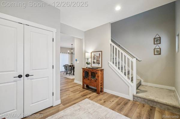 5261 Autumn Kirsten DR, Fowlerville, MI 48836