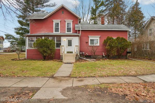 522 Fleming ST, Howell, MI 48843