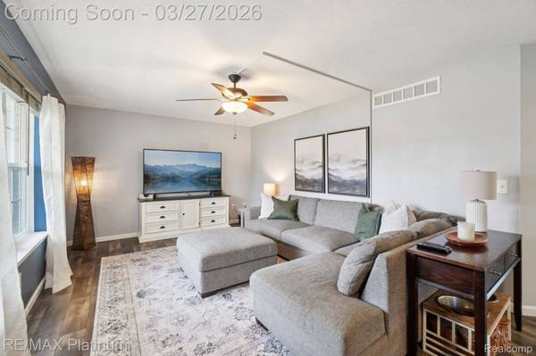 2570 Castle Rock CT, Oceola Township, MI 48843