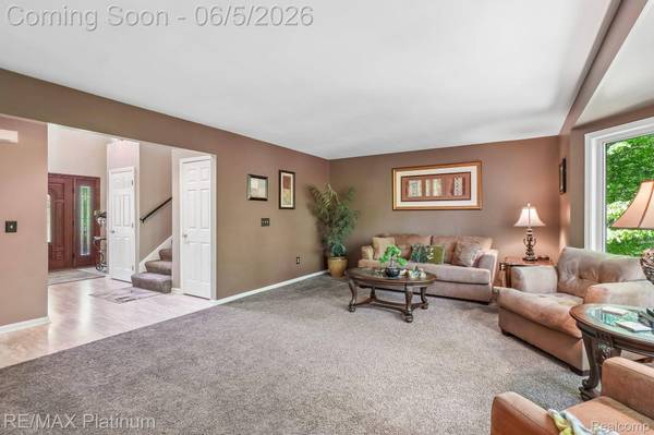 2260 Moorland's View, Oceola Township, MI 48855
