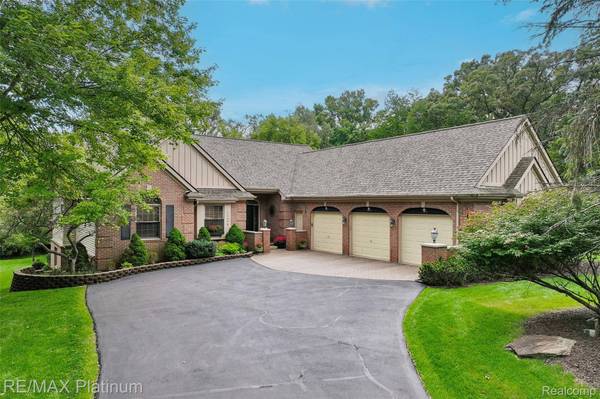 10688 Eagle Ravine DR