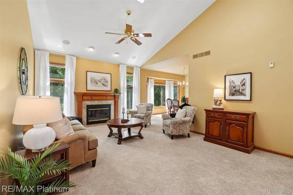 10688 Eagle Ravine DR, Brighton Township, MI 48114