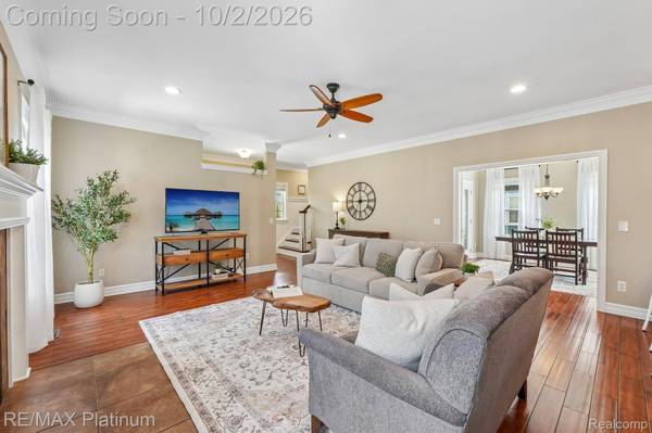 526 Kimball ST, Howell, MI 48855