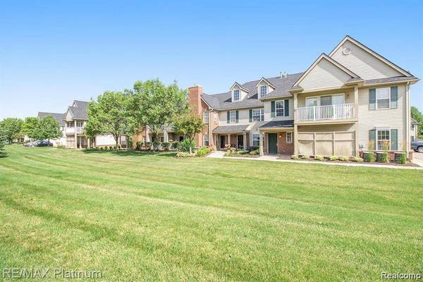 4122 HAMPTON RIDGE Boulevard, Genoa Twp, MI 48843