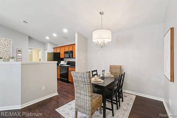 4122 HAMPTON RIDGE Boulevard, Genoa Twp, MI 48843