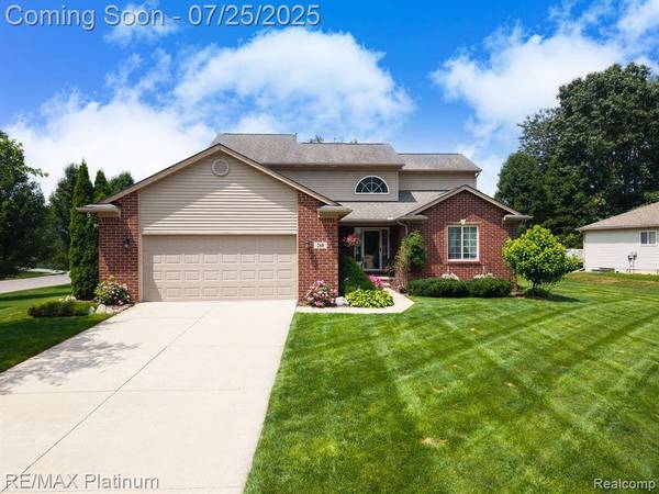 268 Crystal Court, Marion Twp, MI 48843