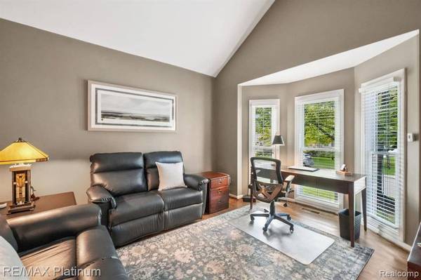 4663 Huntington Drive, Genoa Twp, MI 48116