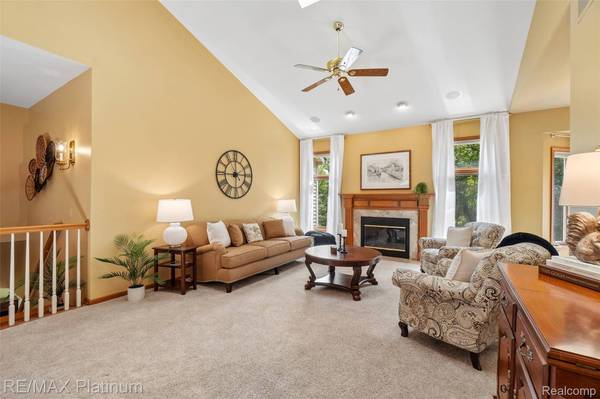 10688 Eagle Ravine DR, Brighton Township, MI 48114