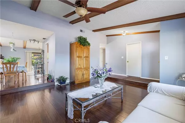 19648 Lonerock, Canyon Country, CA 91351