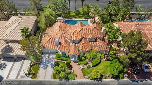 32 Princeville LN, Las Vegas, NV 89113