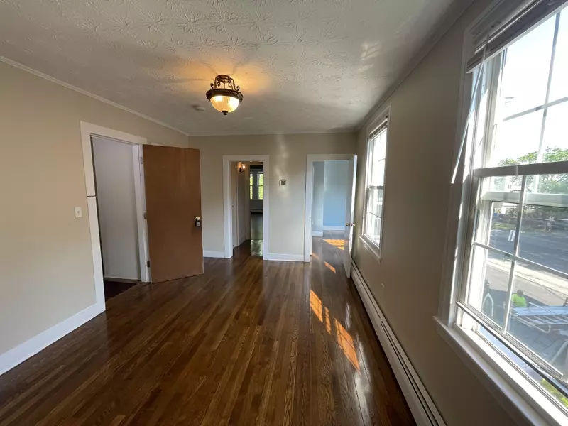 194 Dwight St #2, New Haven, CT 06511-5098