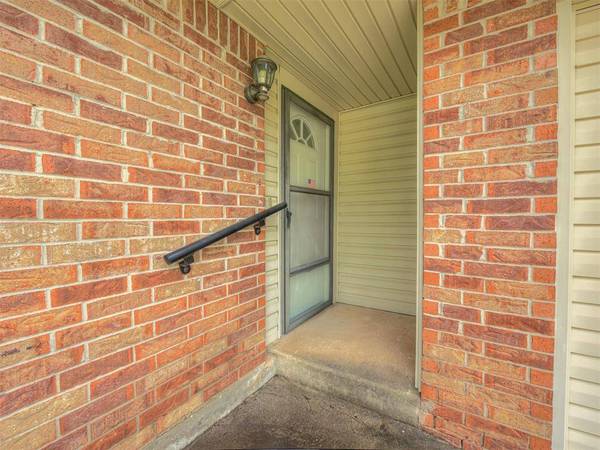 600 Oak Park DR, Choctaw, OK 73020