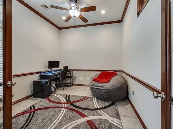 1974 Townsend CT, Midwest City, OK 73130