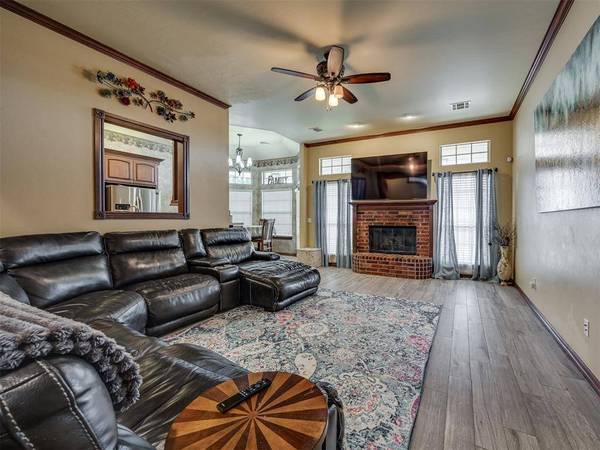 1974 Townsend CT, Midwest City, OK 73130