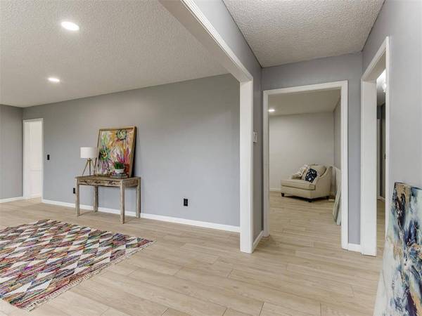 5412 Cloverlawn DR, Oklahoma City, OK 73135