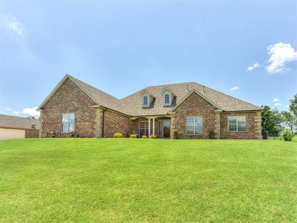 559 Silver Tree CIR, Choctaw, OK 73020