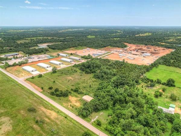 373 Howard BLVD, Harrah, OK 73045