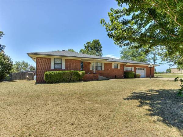 44903 Hardesty RD, Shawnee, OK 74801