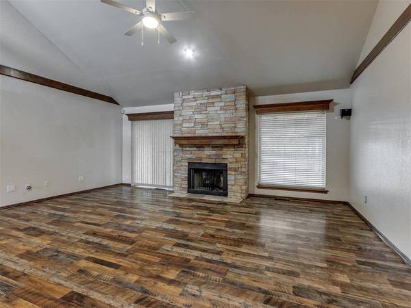 3229 Bismarc LN, Norman, OK 73072