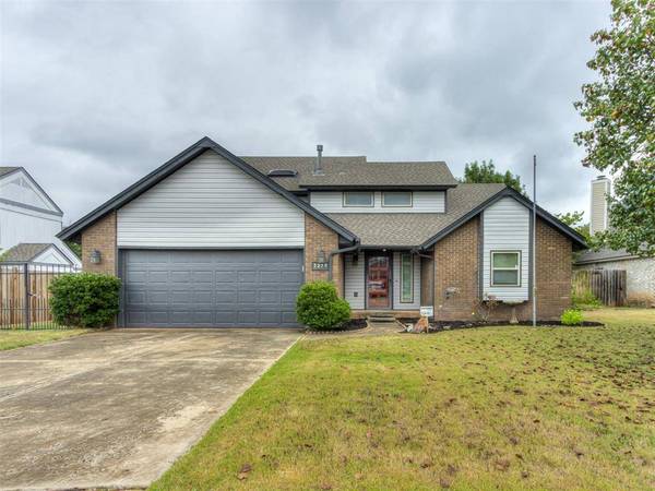 3229 Bismarc LN, Norman, OK 73072