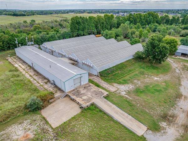 12647 SW 104th ST, Mustang, OK 73064
