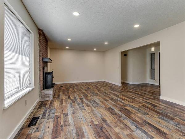 15240 Edna RD, Oklahoma City, OK 73165