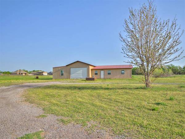 1018 County Street 2937, Tuttle, OK 73089